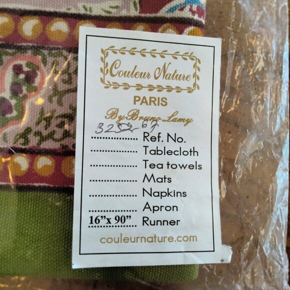 Couleur Nature Noel Table Runner and 6 Matching Napkins, NWT - Picture 7 of 12